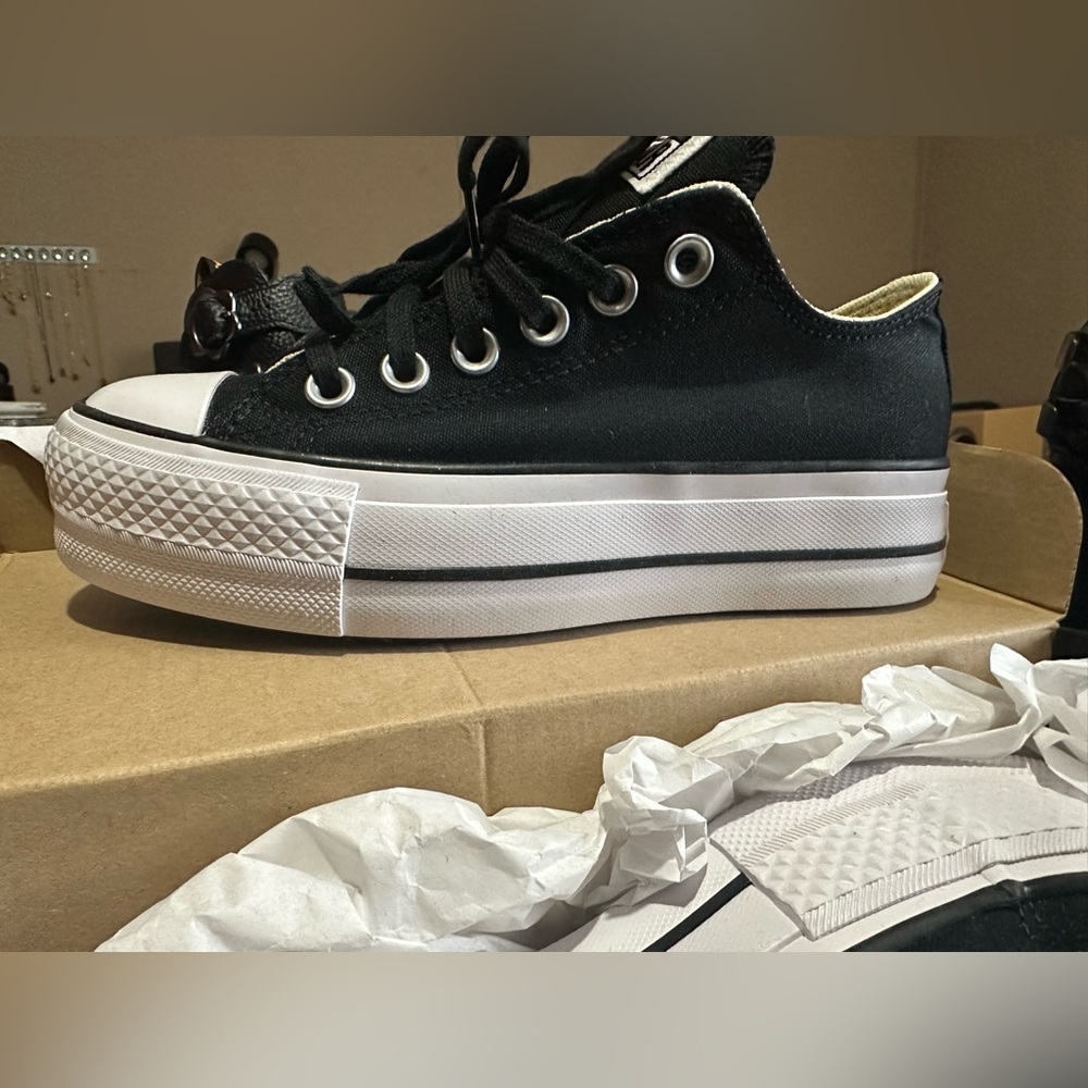 Women's Converse New Platform